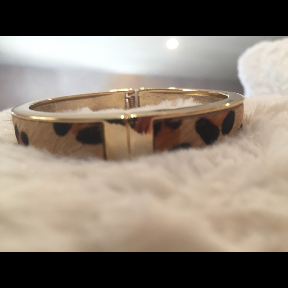 Leopard bracelet